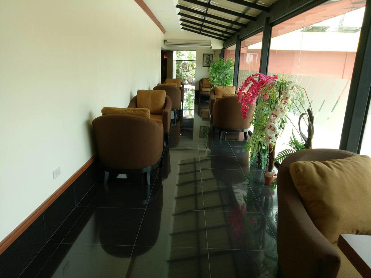 The Imperial Home Hotel Pak Kret Exterior foto